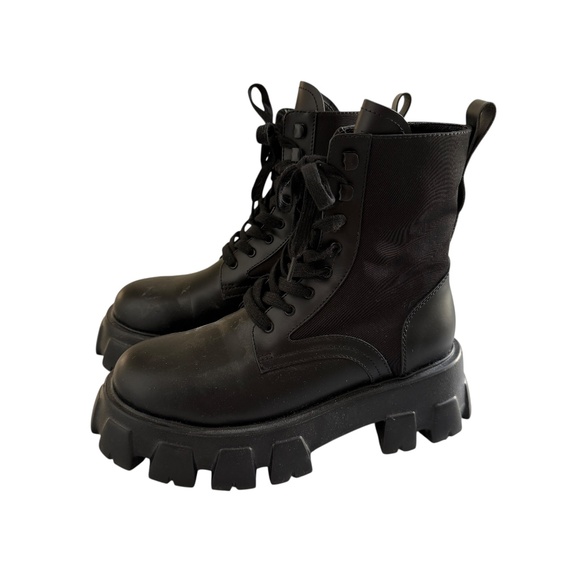 Black Platform Chunky Boots - Picture 1 of 9